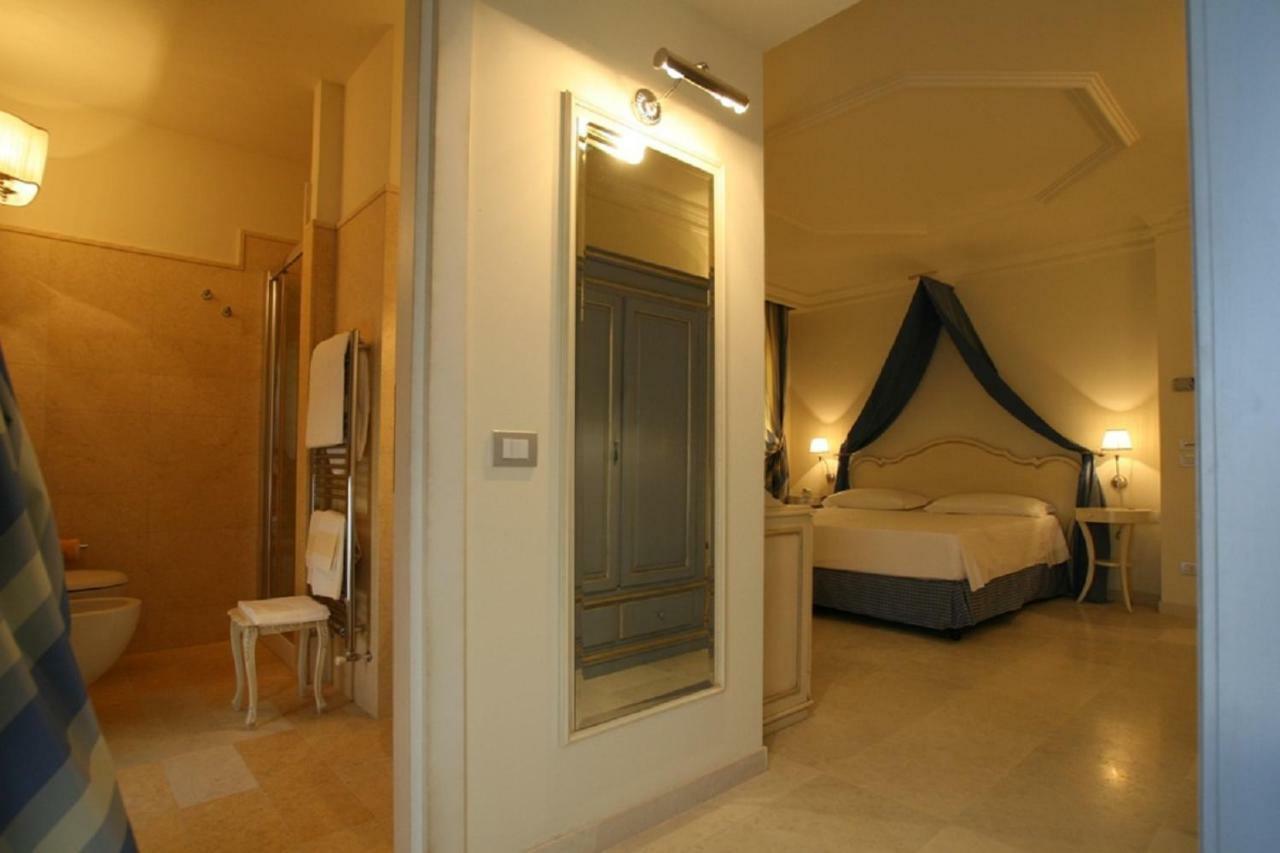 Palace Hotel Vieste Exterior photo